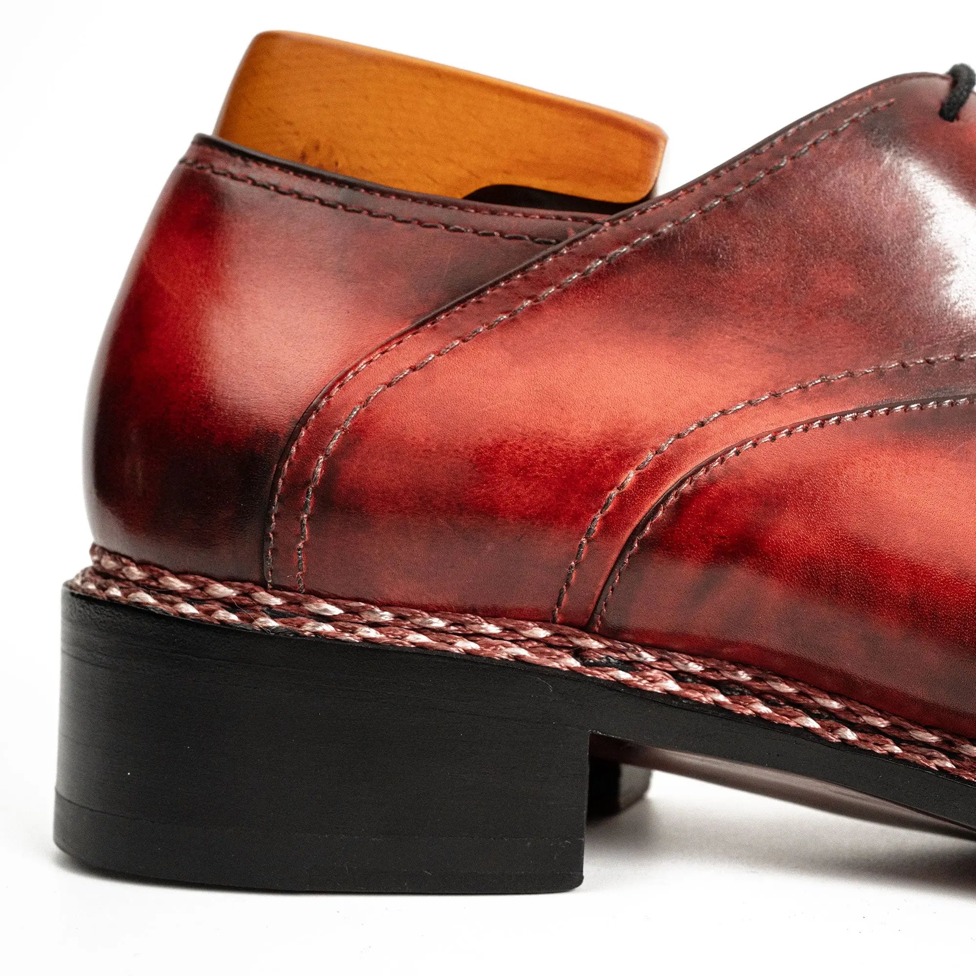 Crimson Norwegian Stitch Oxford DIVINCH