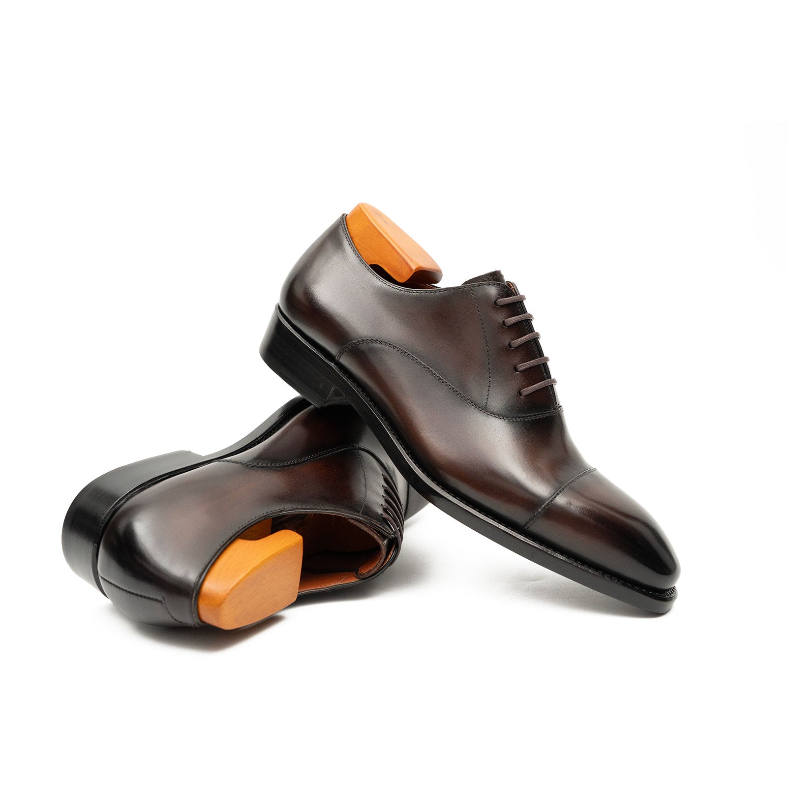 Patentleder Goodyear-Welt-Damenschuhe Braun