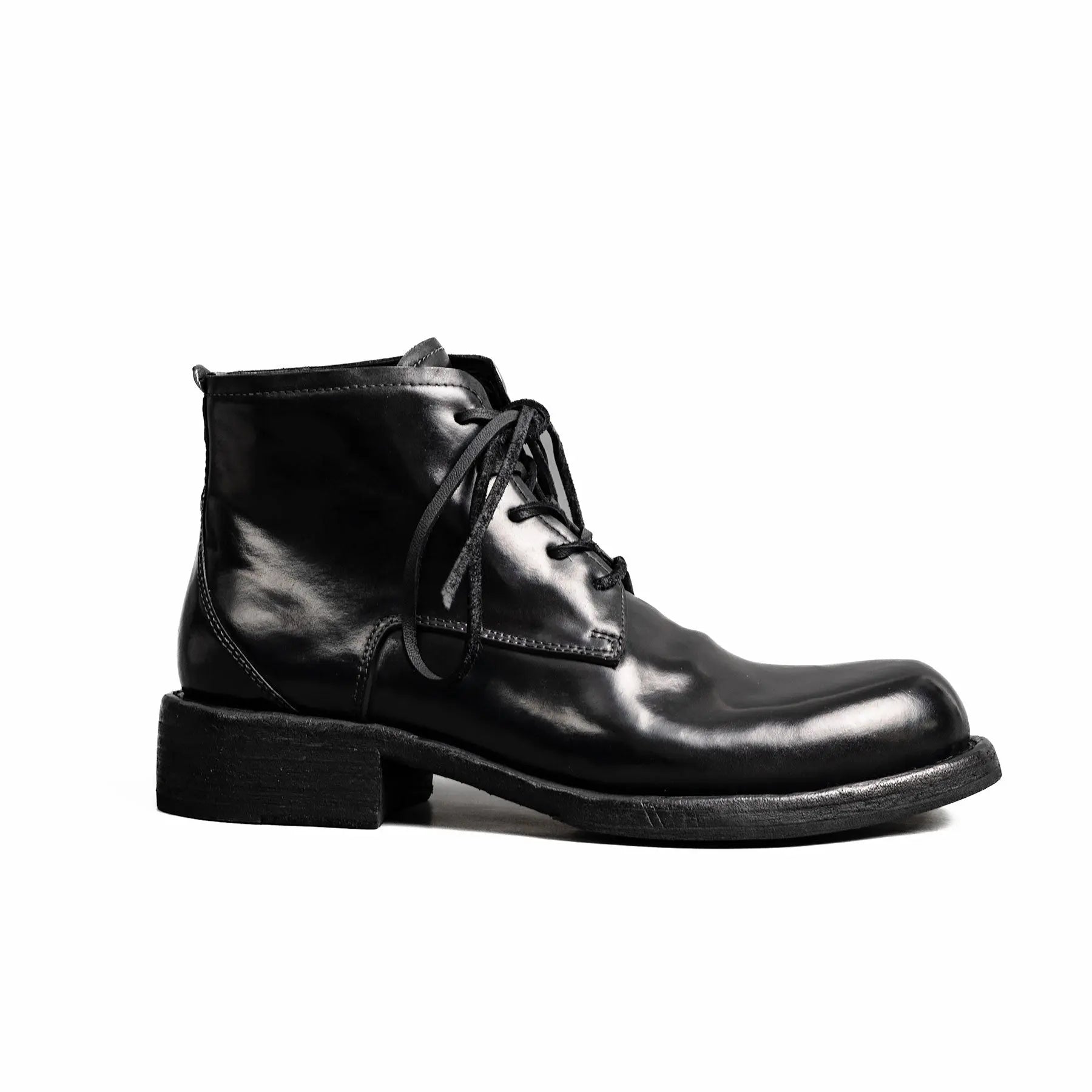 5-Eyelet Washed Cordovan Boots Black