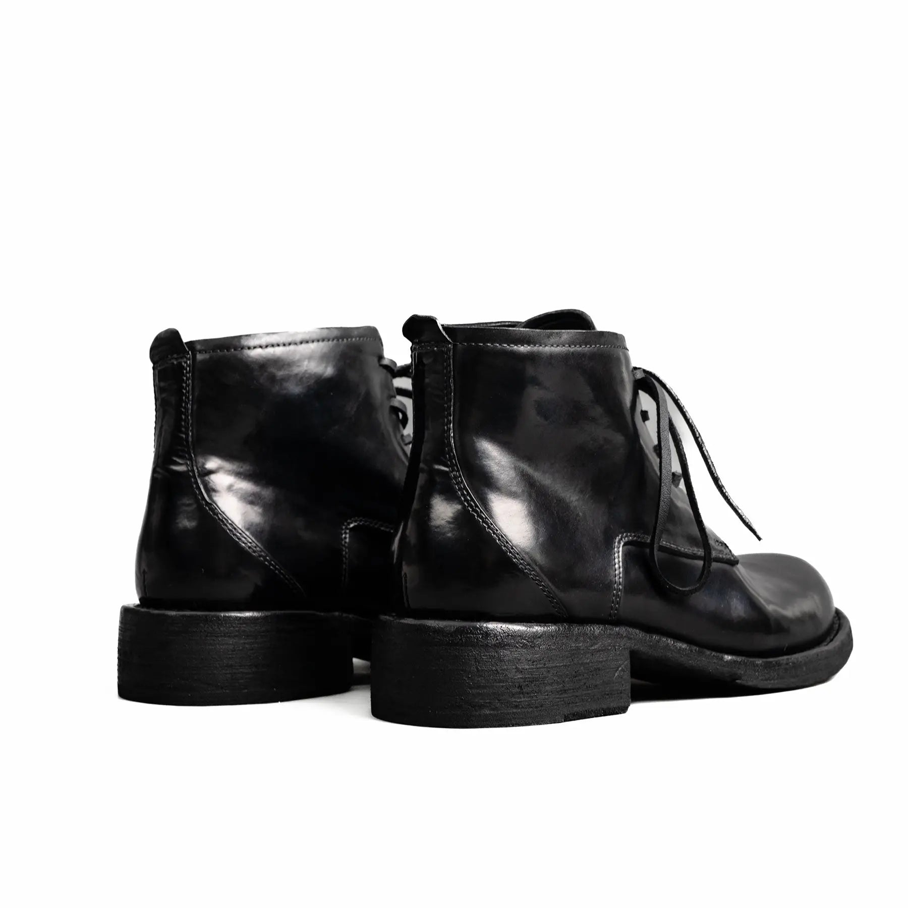 5-Eyelet Washed Cordovan Boots Black