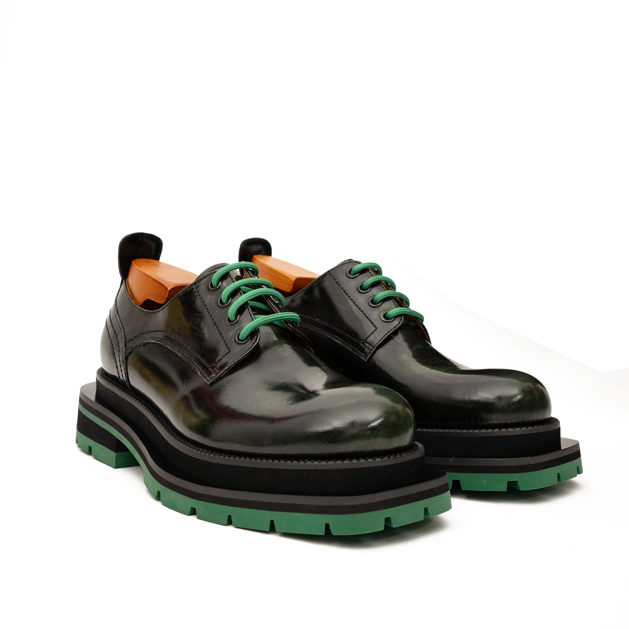 DIVINCH 8222KD-L black green platform derby pair front view