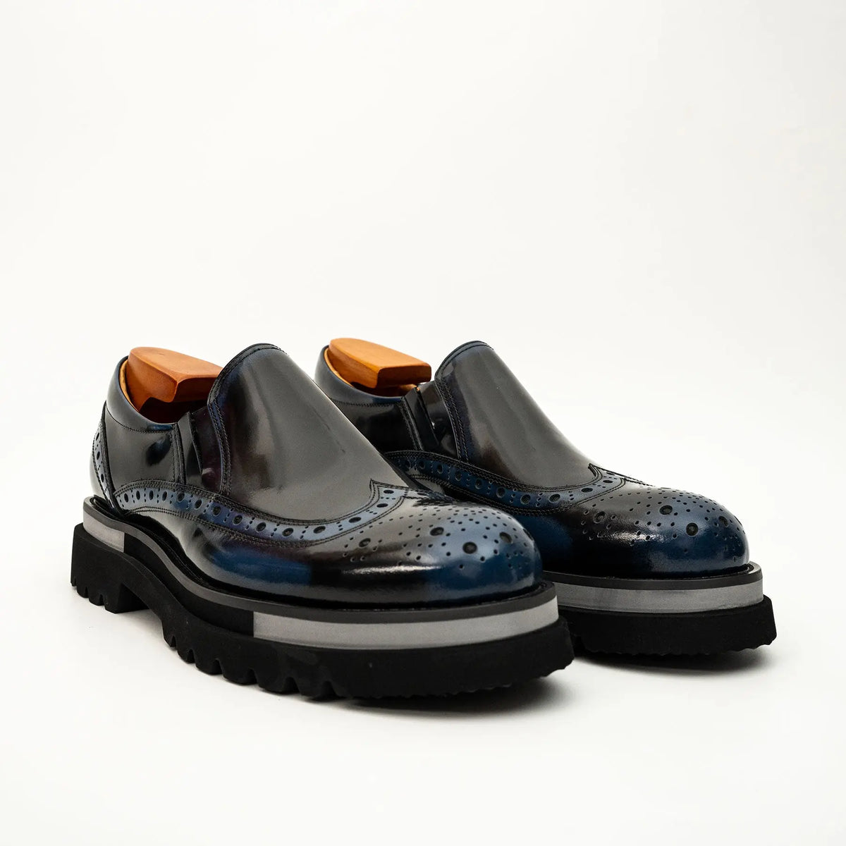 Black-Blue Brogue Lug-Sole Loafer DIVINCH