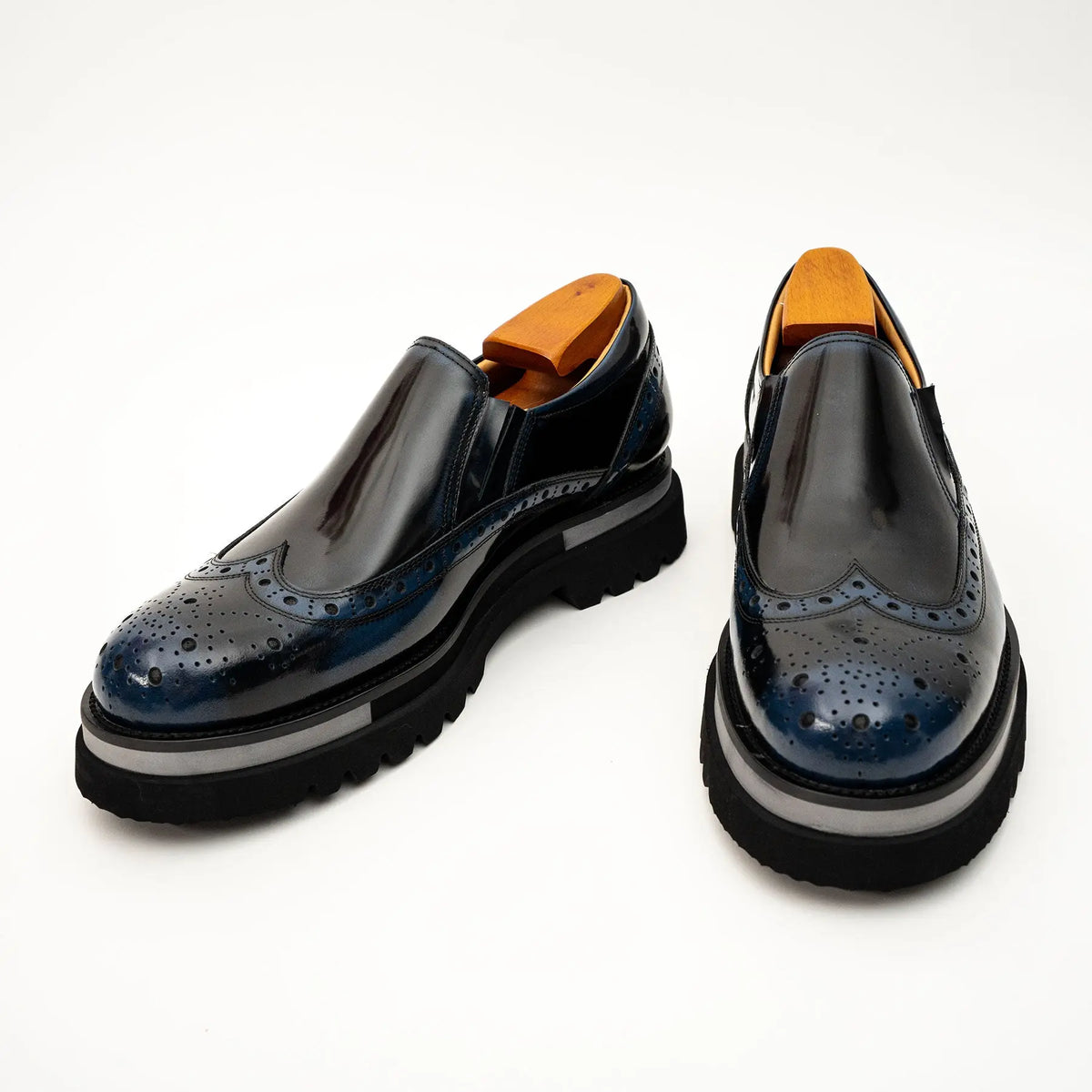 Black-Blue Brogue Lug-Sole Loafer DIVINCH