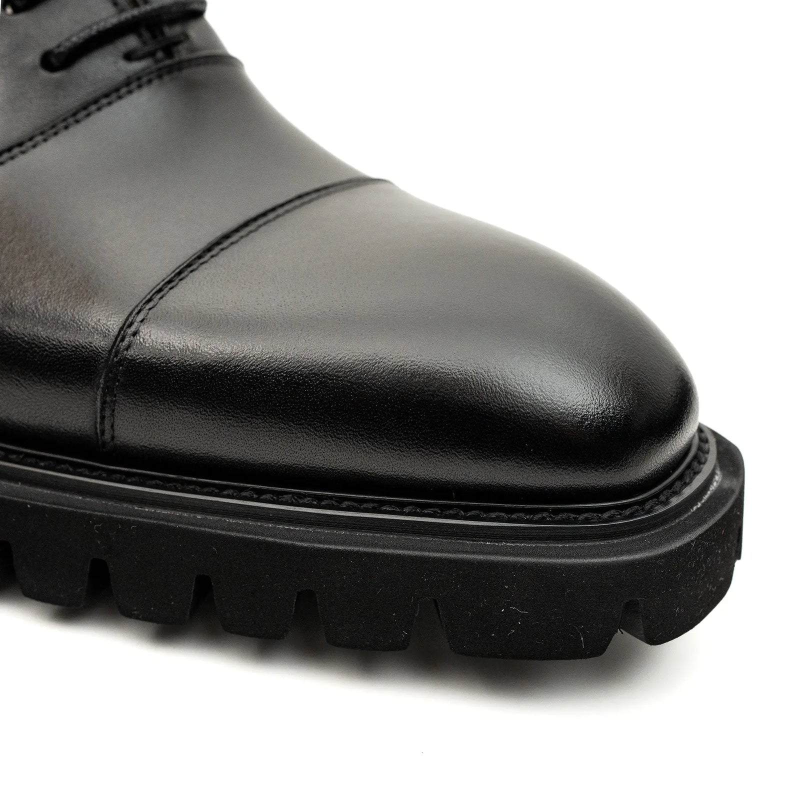 Black Calf Lug-Sole Oxford DIVINCH