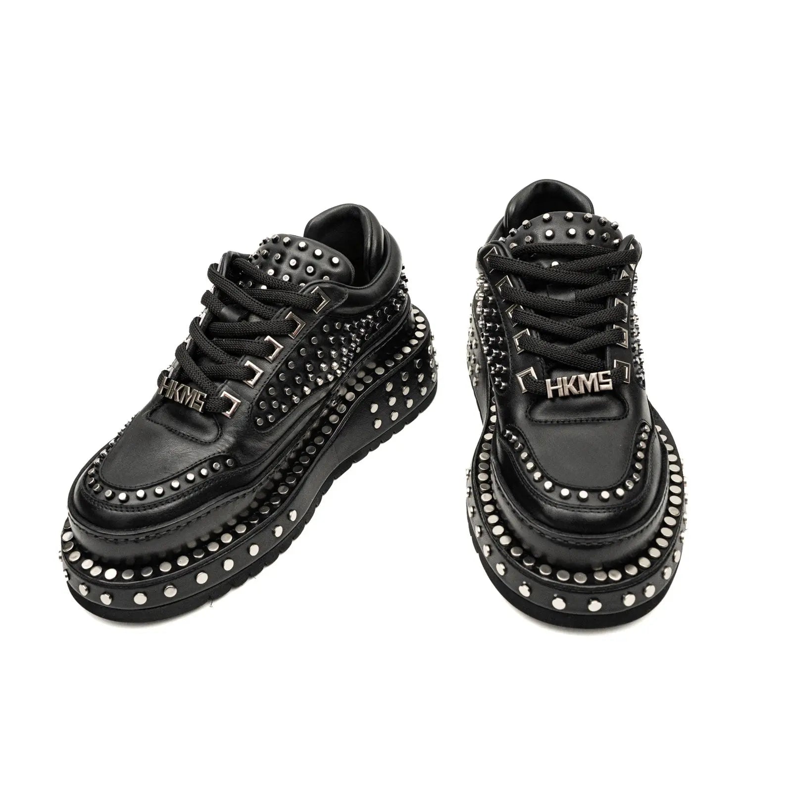 أحذية رياضية منصة ثقيلة المزينة بجلد العجل الأسود