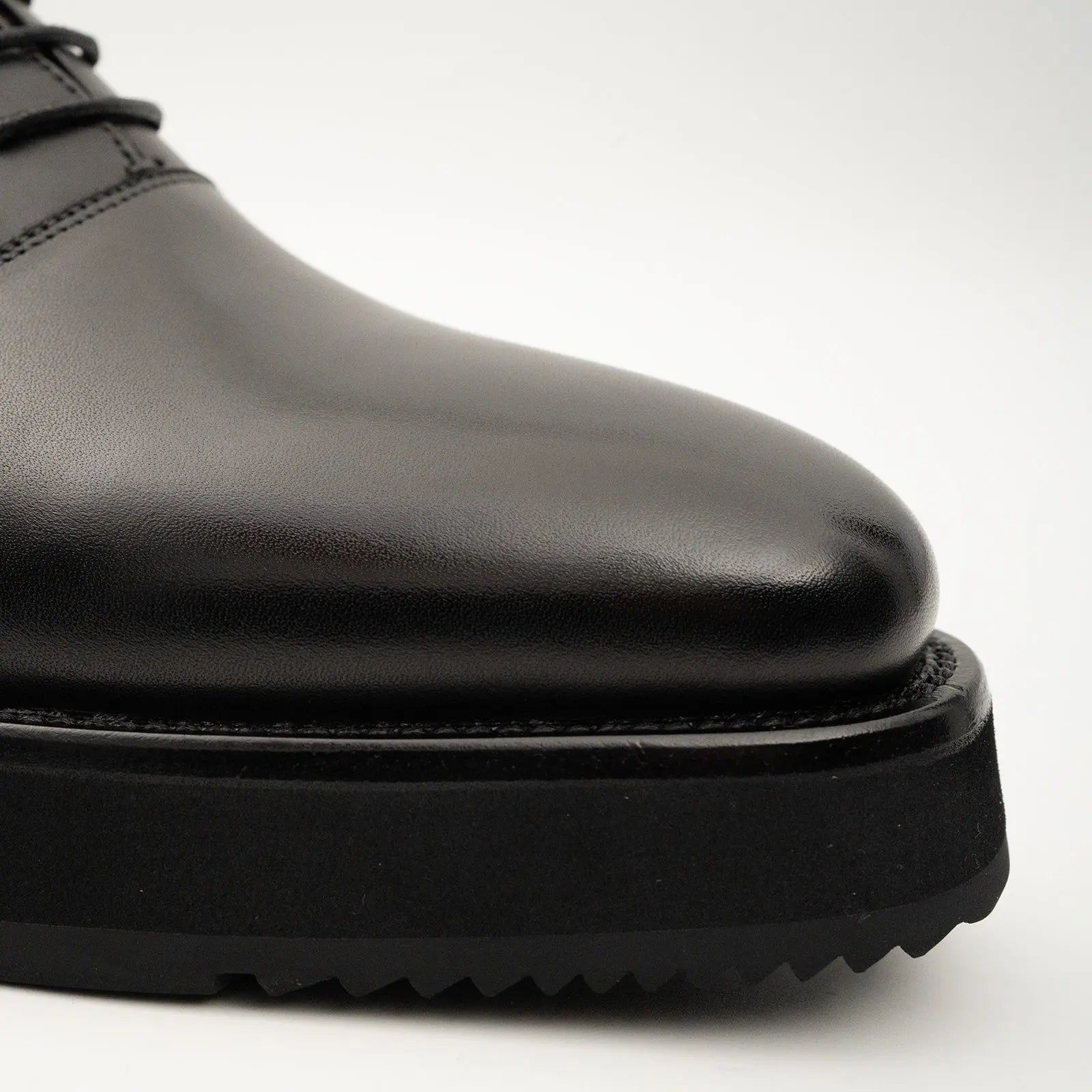 Minimal Platform Oxford Derby