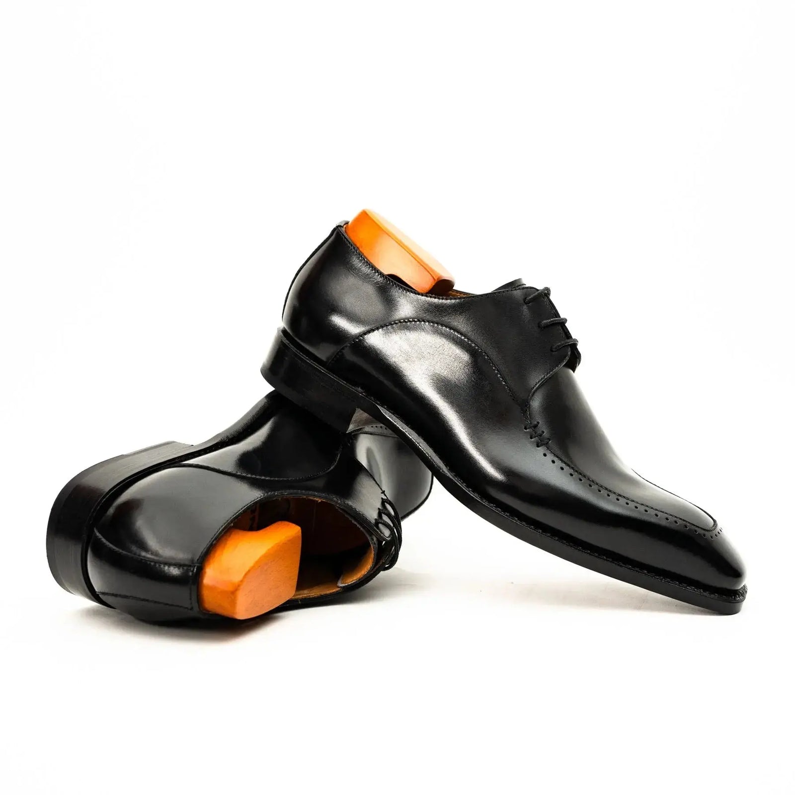 Black Chiseled Goodyear Oxford Shoe DIVINCH