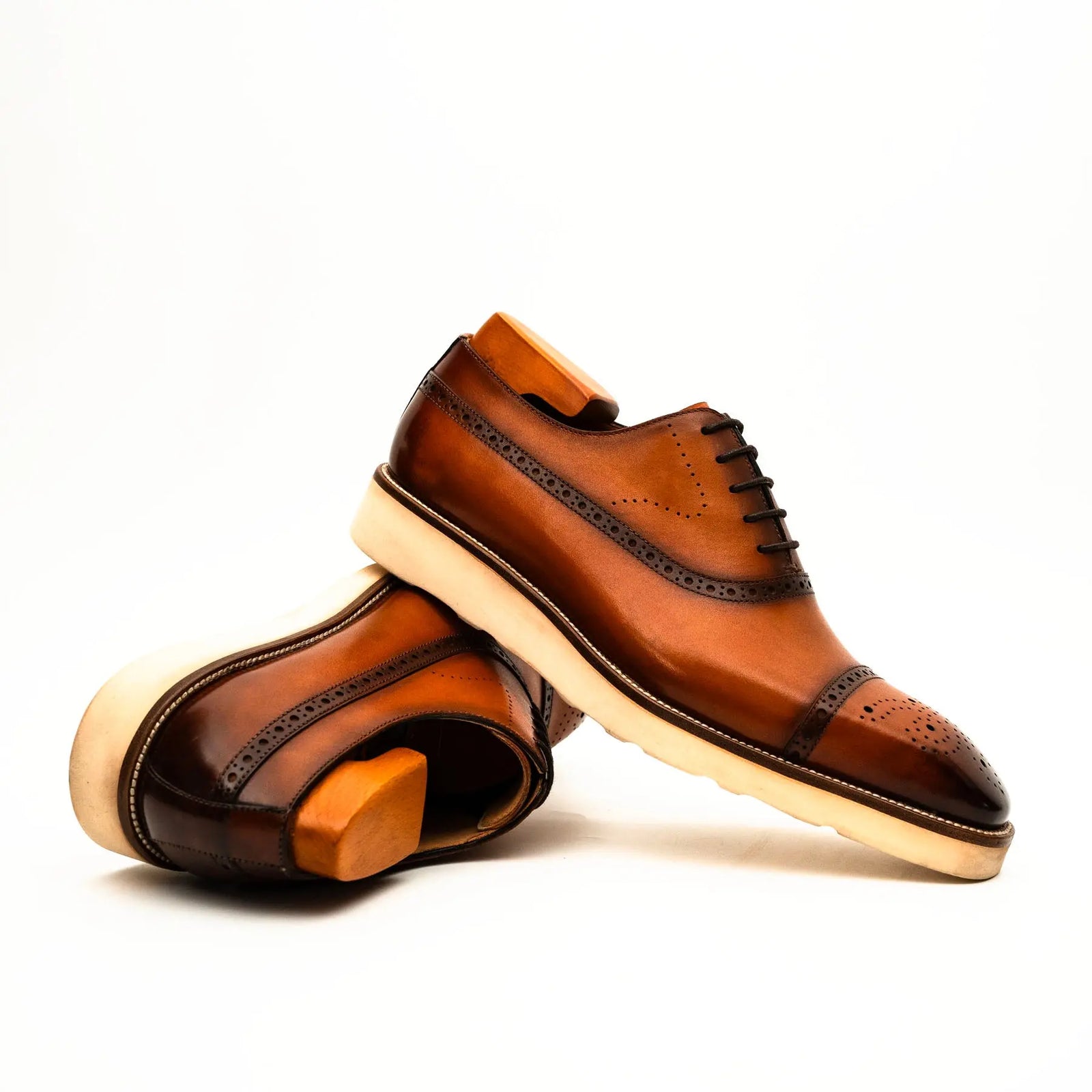 Black Crocodile-Textured Oxford DIVINCH