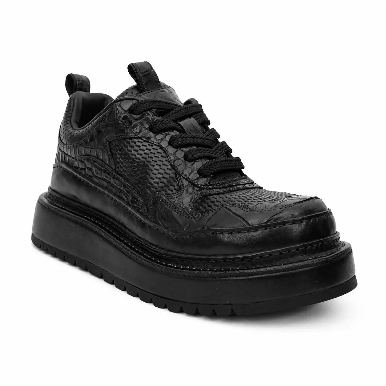 Sneaker con plateau nero effetto coccodrillo