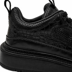 Sneaker con plateau nero effetto coccodrillo