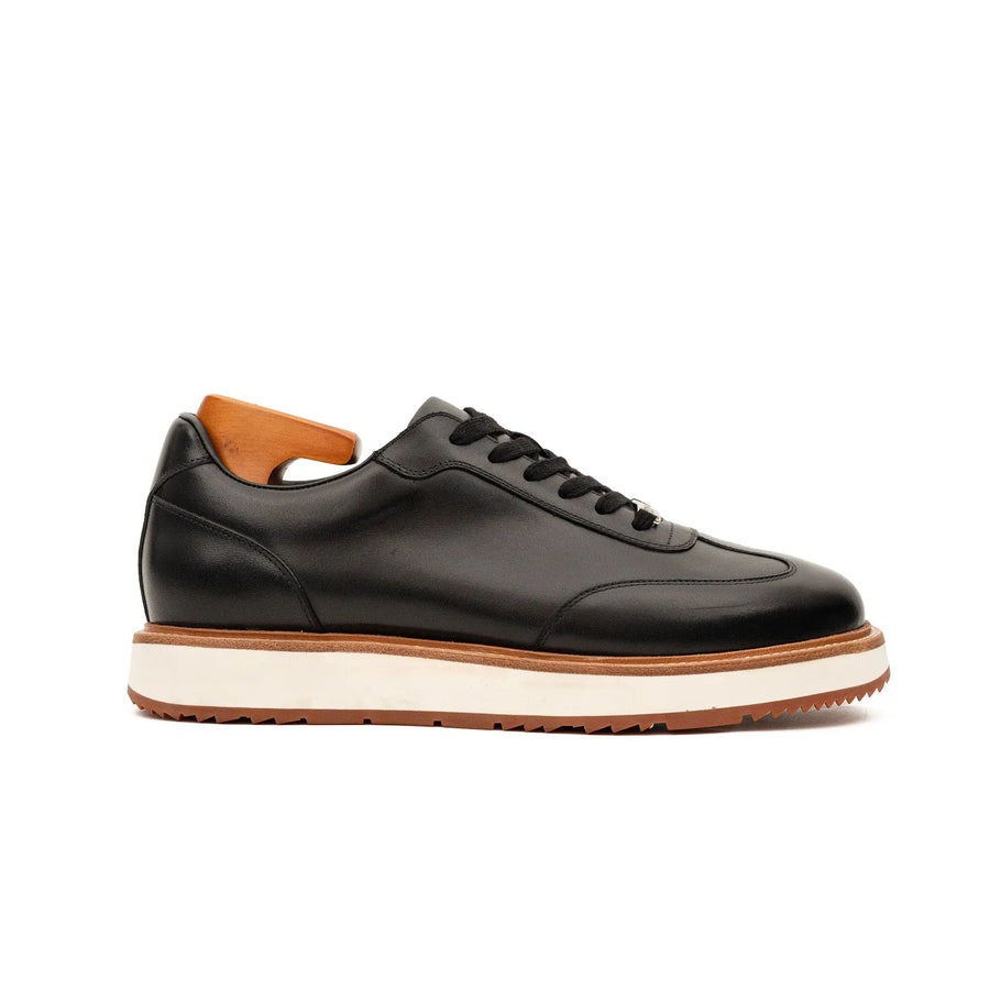 DIVINCH 6301B black lace-up shoes white background side view