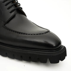 Black Lug Sole Apron Derby Divinch