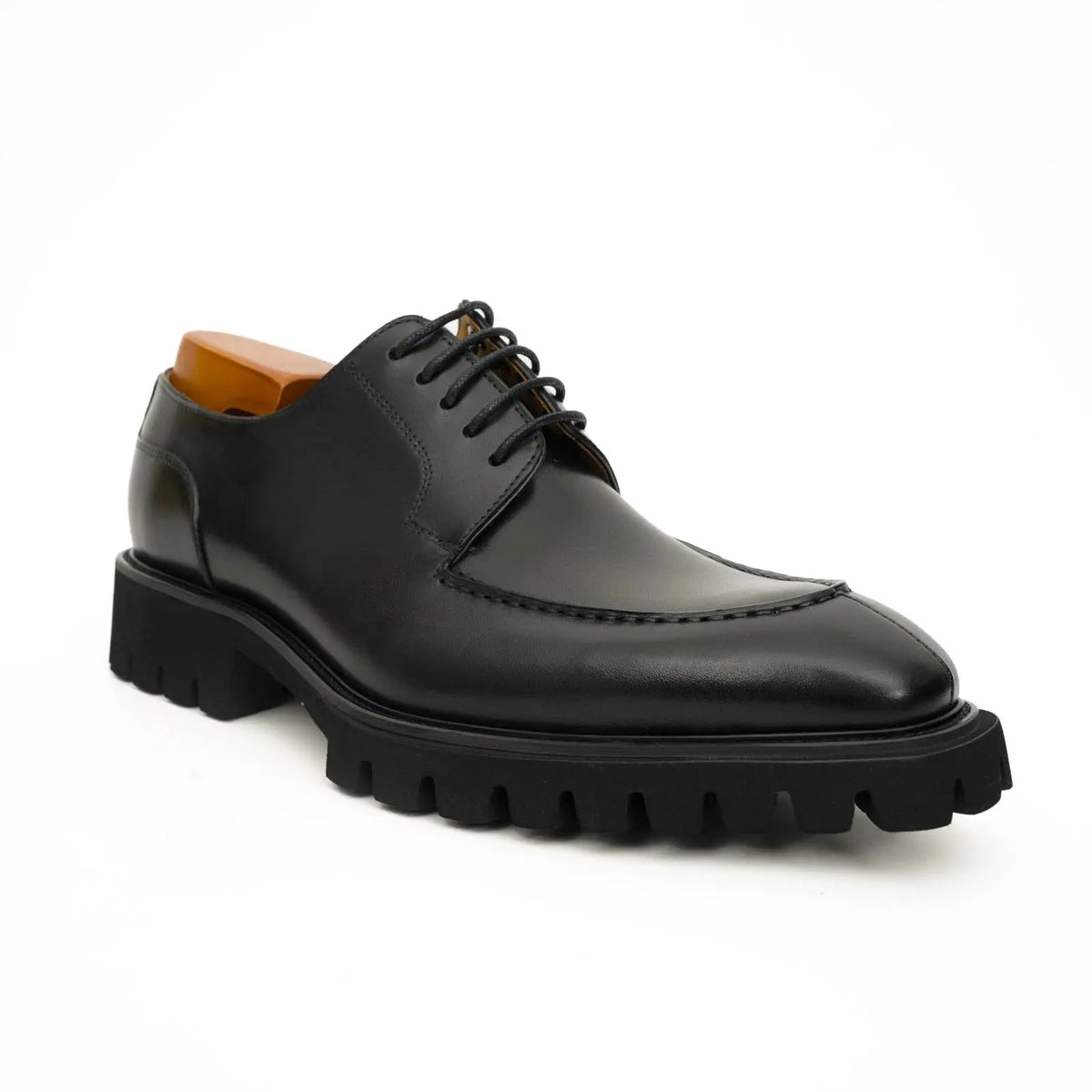 Black Lug Sole Apron Derby Divinch
