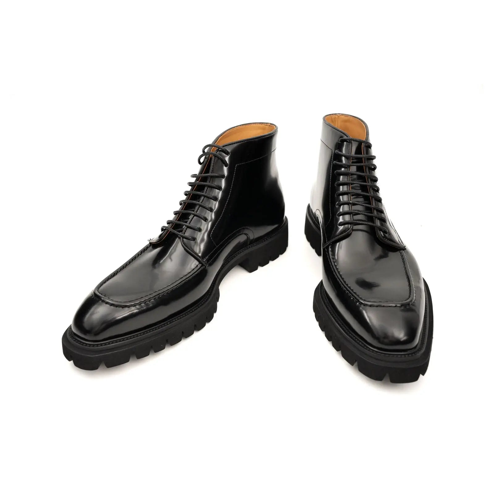 Black Patent Lug Sole Boot DIVINCH