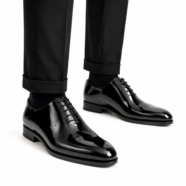 أحذية أكسفورد سوداء لامعة للرجال