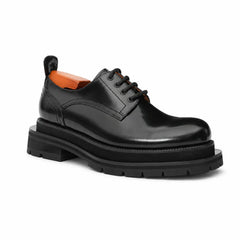 DIVINCH black polished lug sole derby front three-quarter view