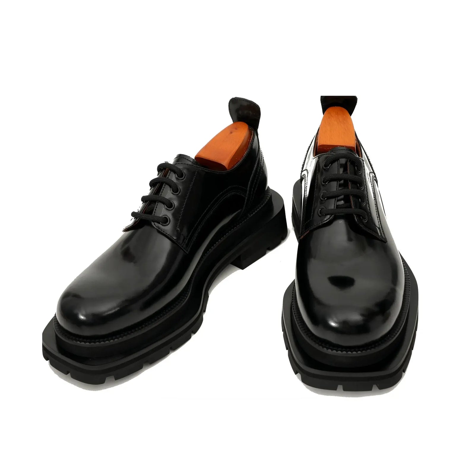 DIVINCH black polished lug sole derby pair top front view
