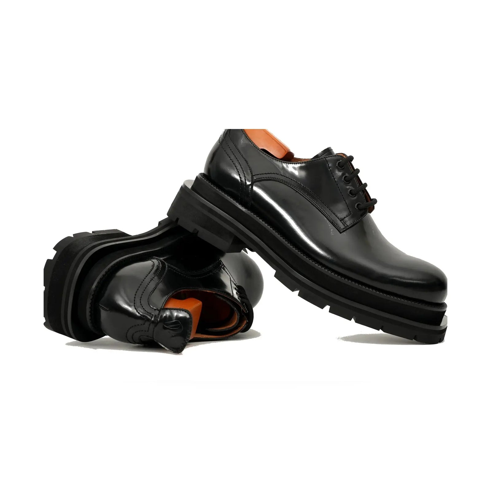 DIVINCH black polished lug sole derby dynamic angle