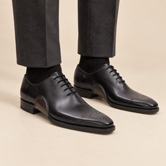 Black Square-Toe Oxford Shoes with Toe Medallion - DIVINCH hero image