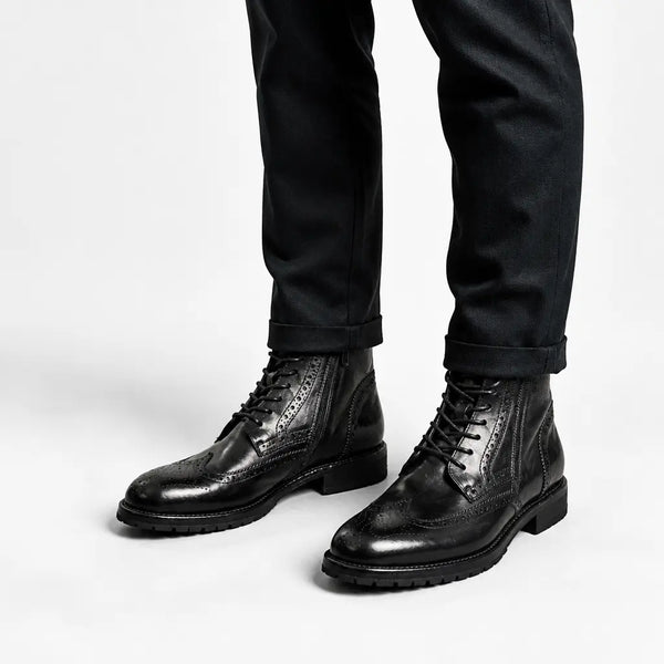 Botim Brogue de Couro Lavado Preto para Homens