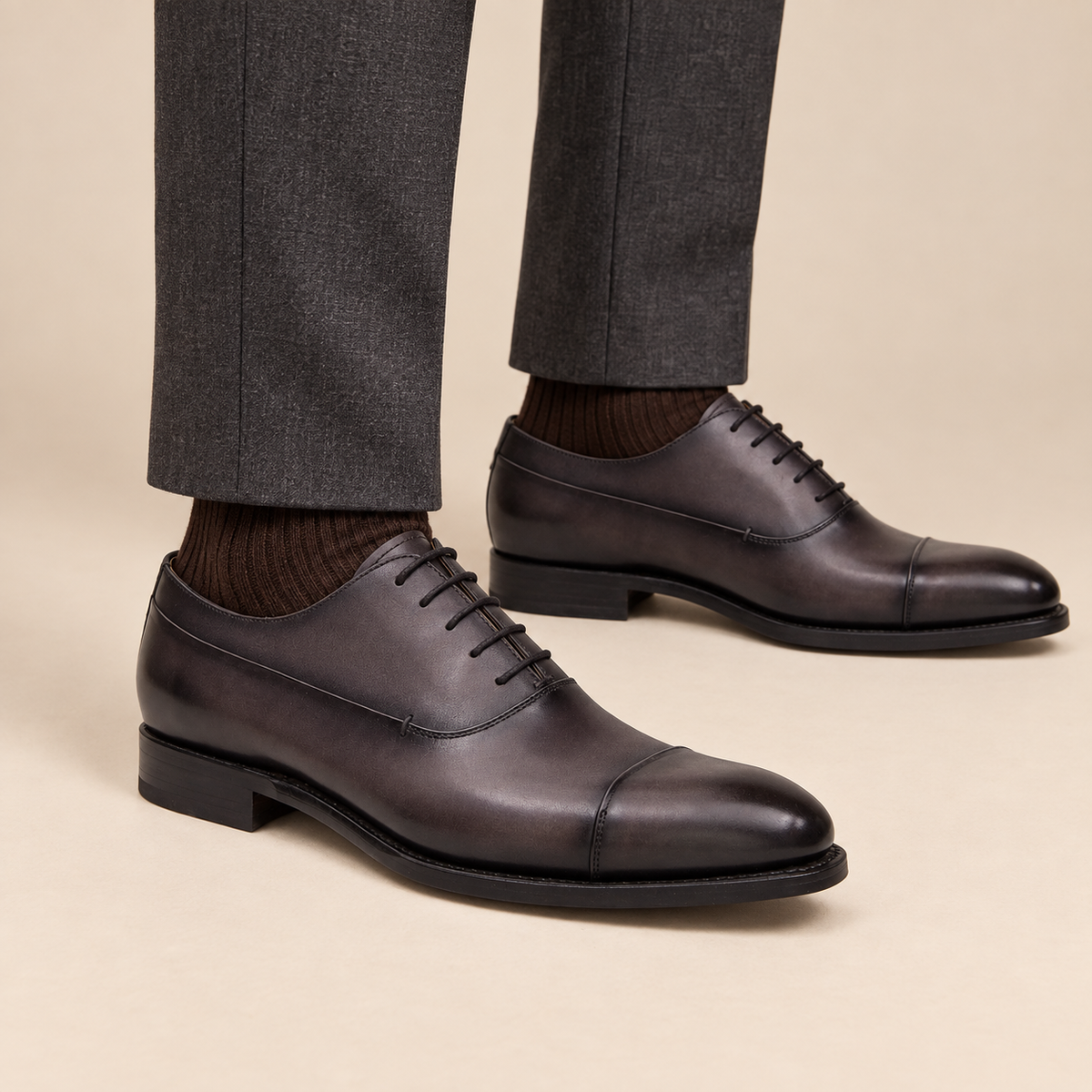 DIVINCH D854 gray-brown cap-toe Oxford shoes on-foot hero