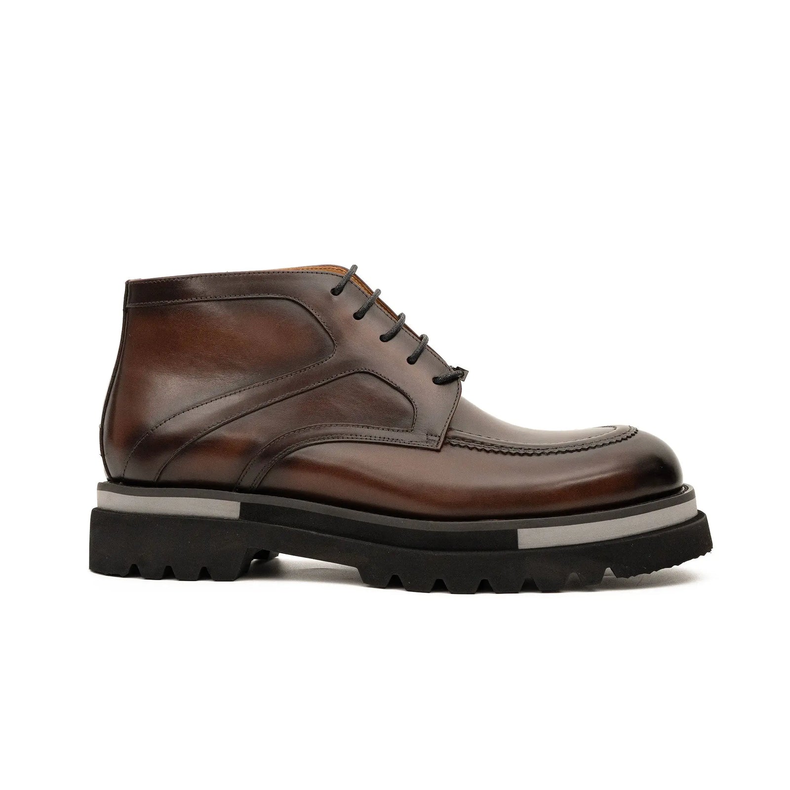 DIVINCH 6208A brown leather lace-up ankle boots white background side view