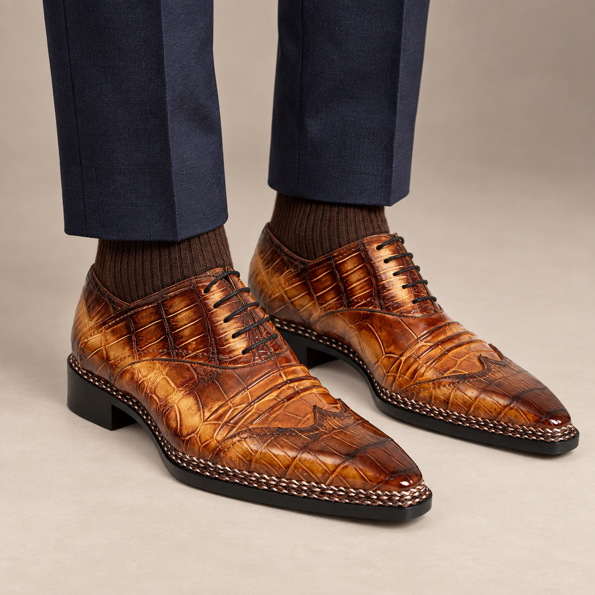 Golden Brown Square-Toe Oxford Shoes with Scale-Pattern Texture — DIVINCH 8001