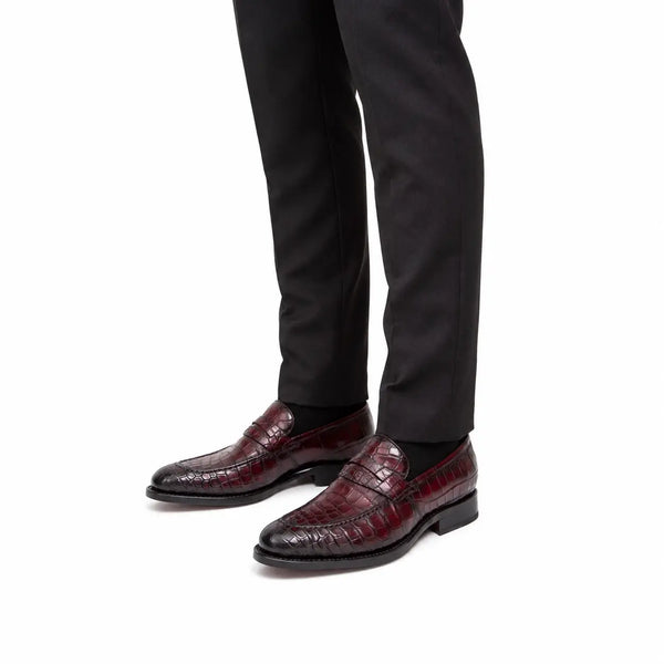 Burgunderfarbener Crocodile-Penny-Loafer