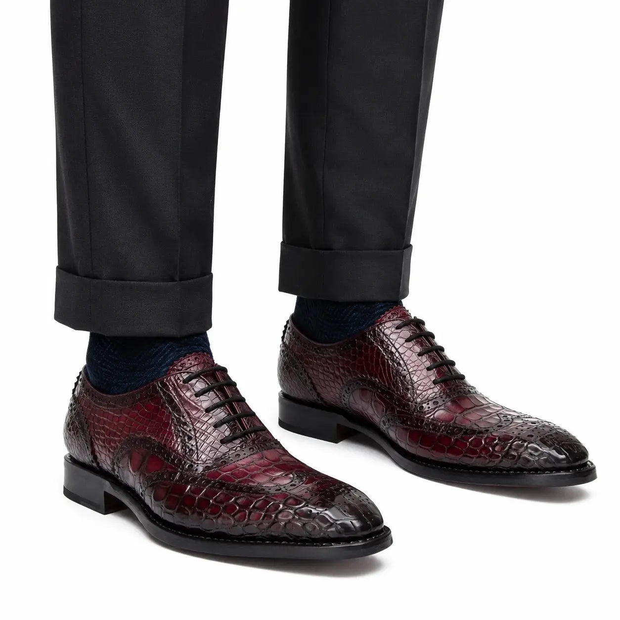 Scarpe Oxford Wingtip in coccodrillo bordeaux