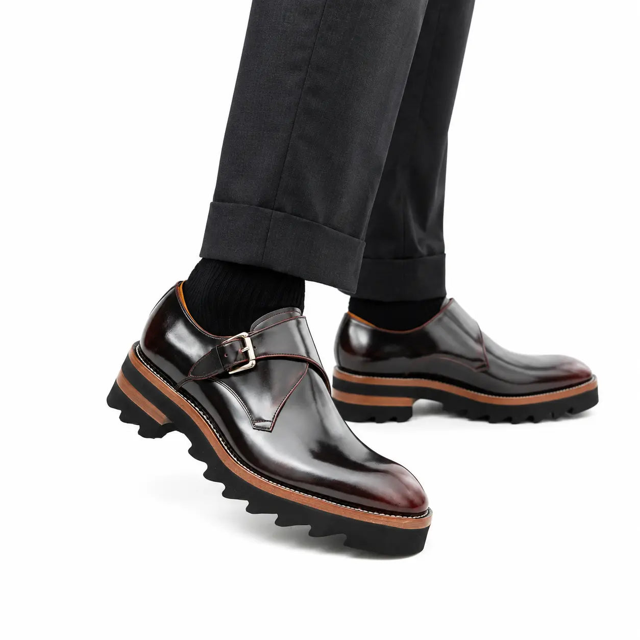 Monk Strap con suela de orejetas color burdeos