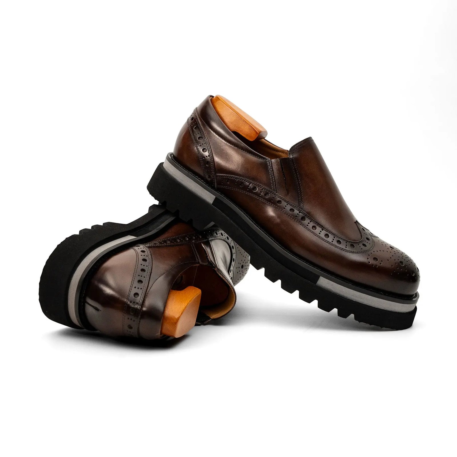 Burnished Brogue Lug-Sole Loafer DIVINCH