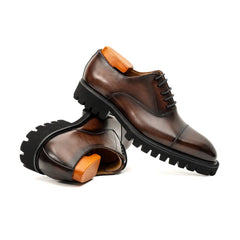 Oxfords à semelle crantée marron poli