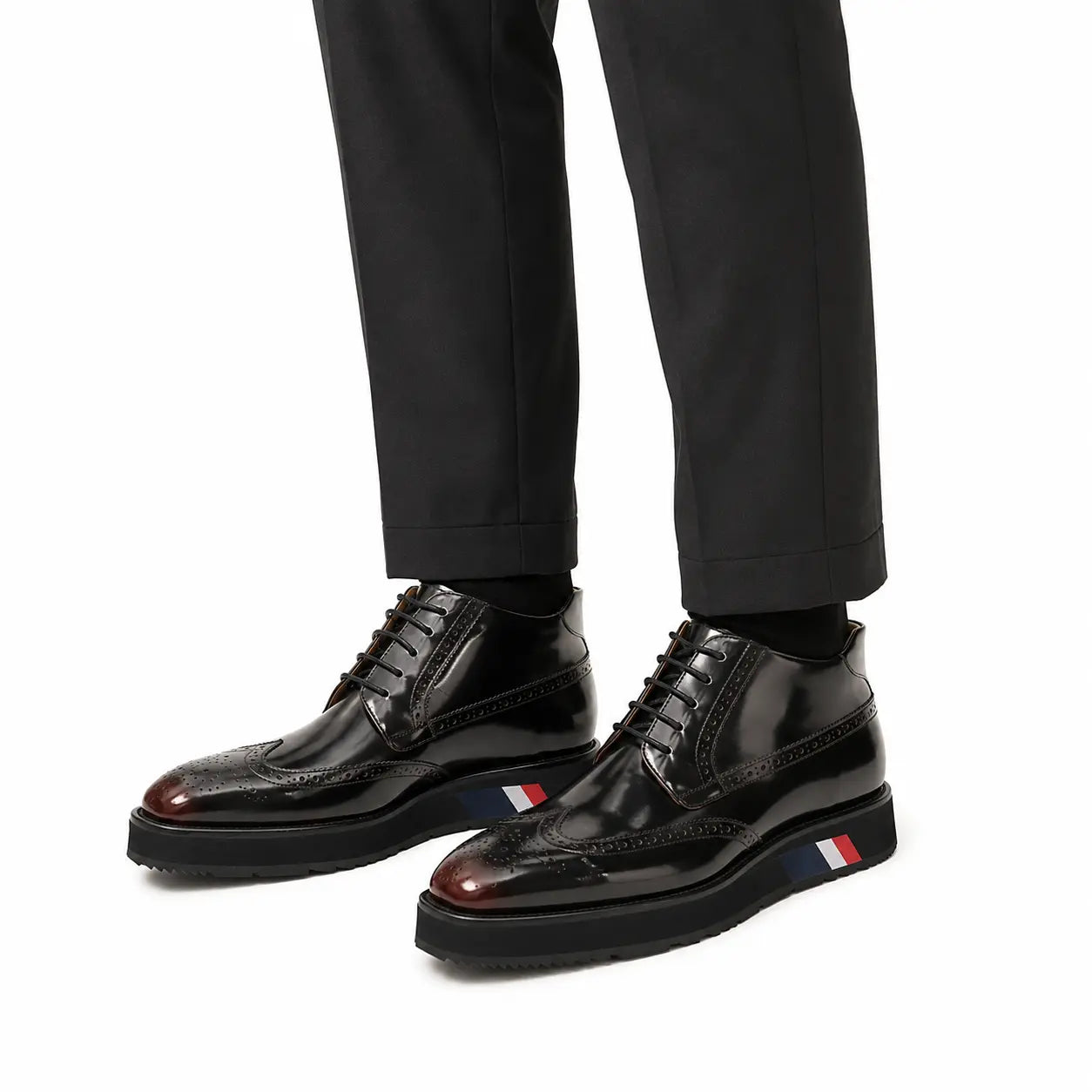 Stivali Platform Brogue con Tre Strisce in Pelle Lucida