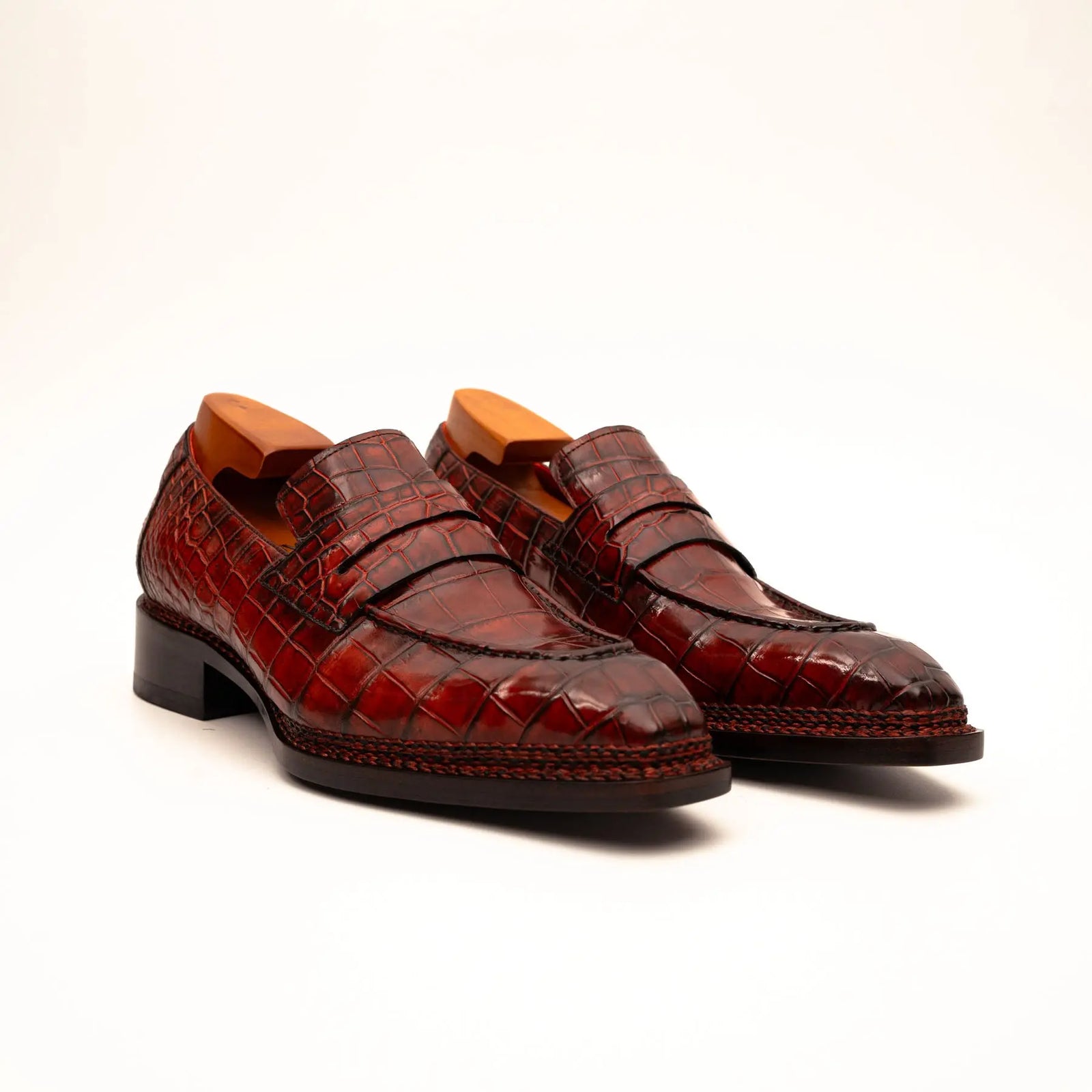 Burnished Red Crocodile Loafer DIVINCH