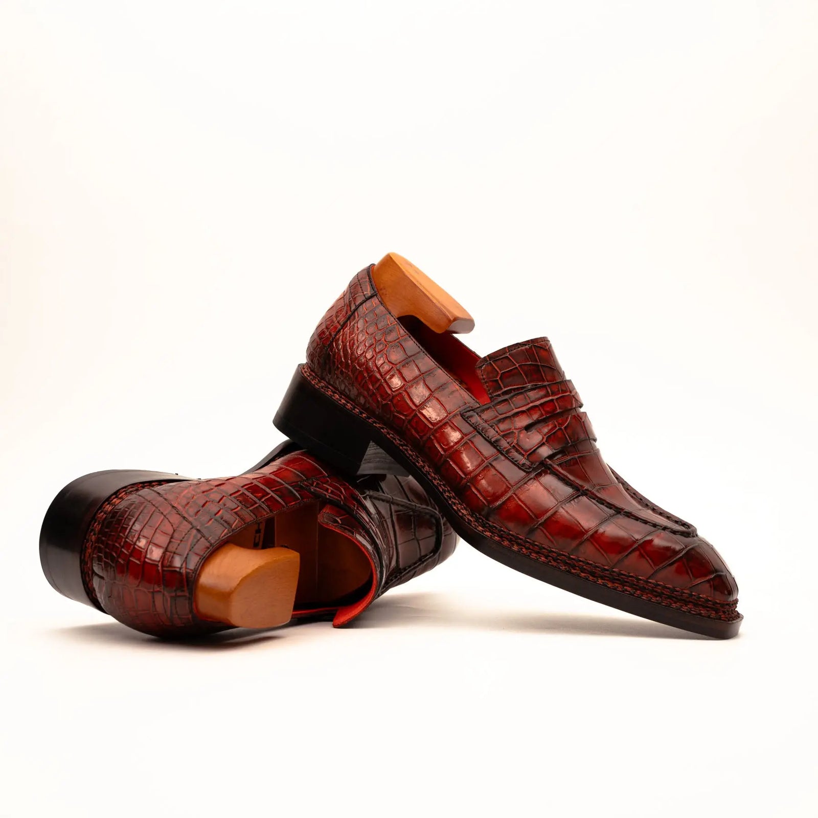 Burnished Red Crocodile Loafer DIVINCH