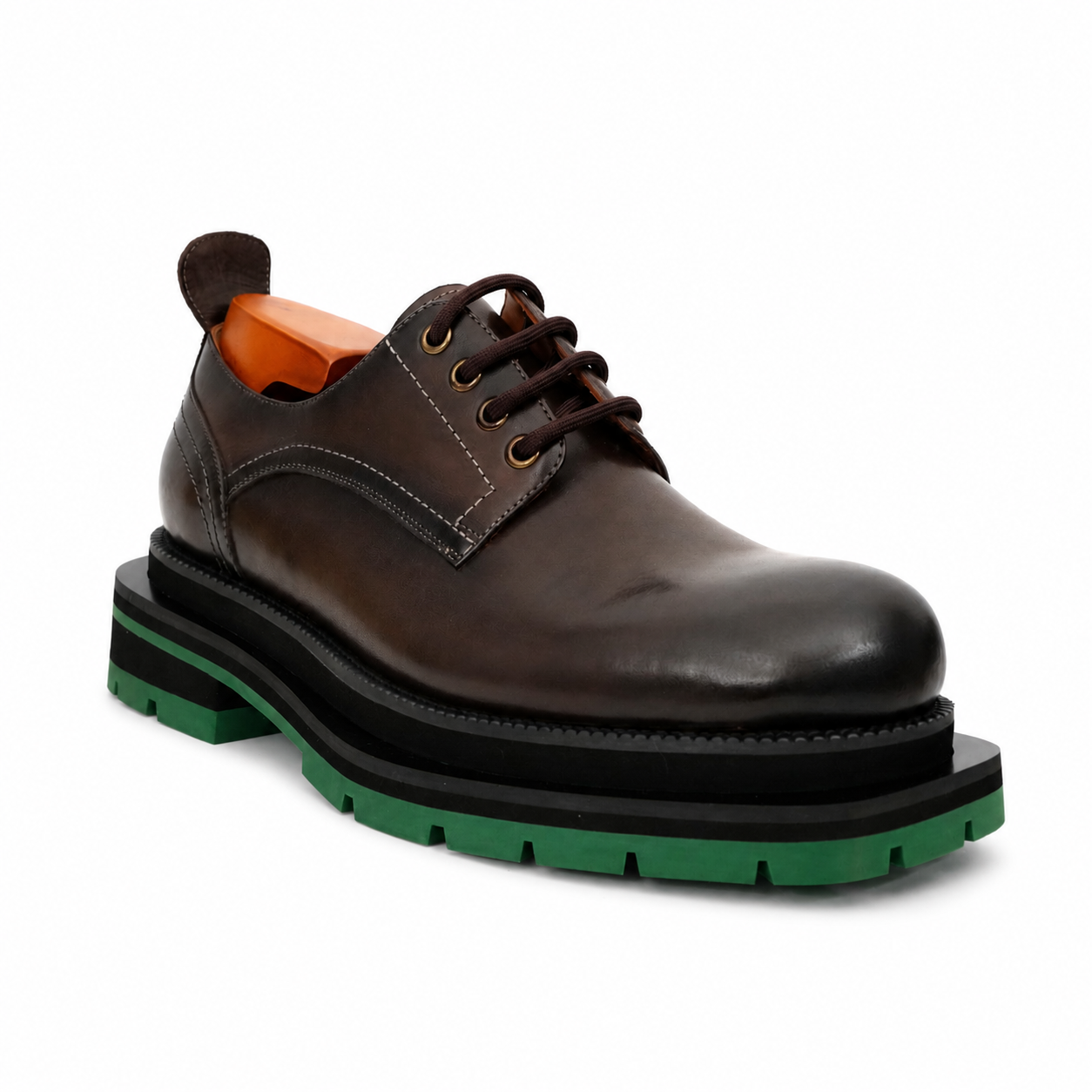 Baskets à plateforme en cuir patiné vert