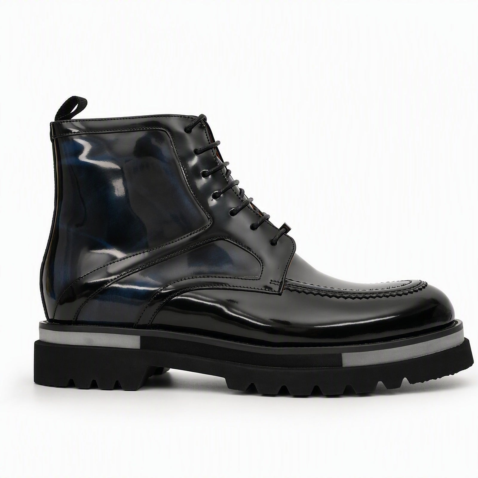 Schwarze Lackleder-Schnürstiefel