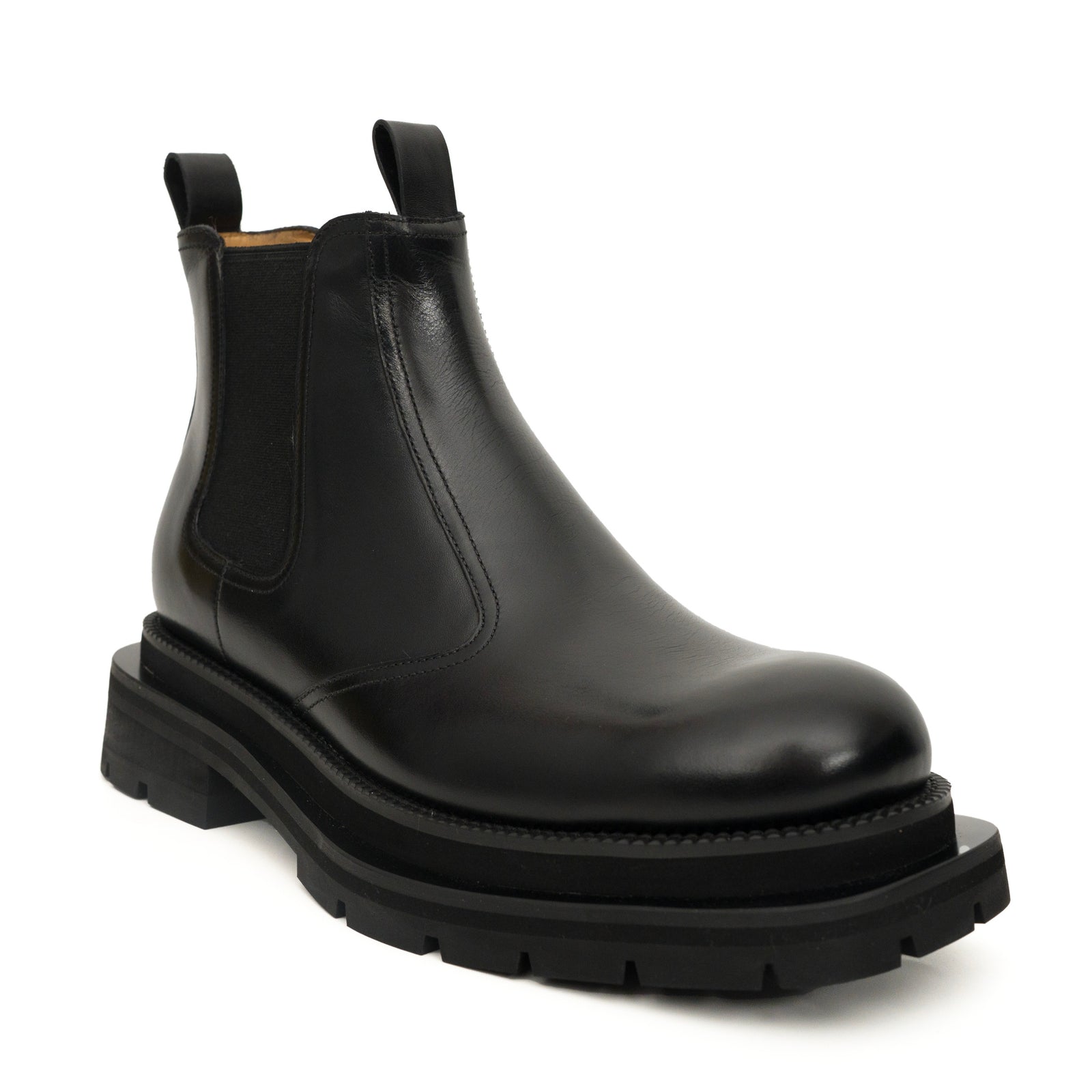 Bottines Chelsea noires à brogues avec semelle à crampons