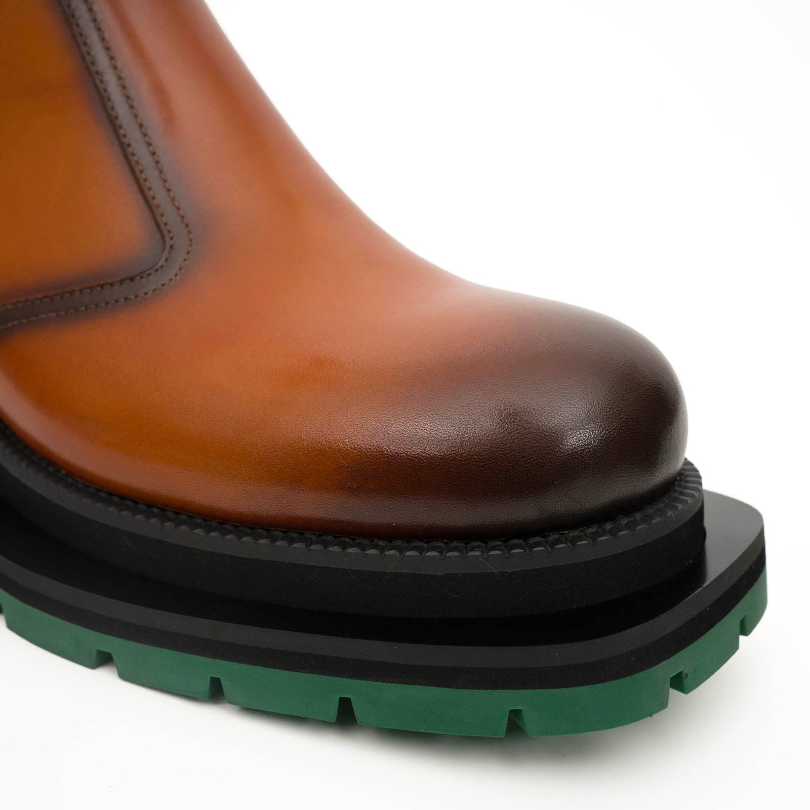 Sneakers Derby con plateau color cognac brunito