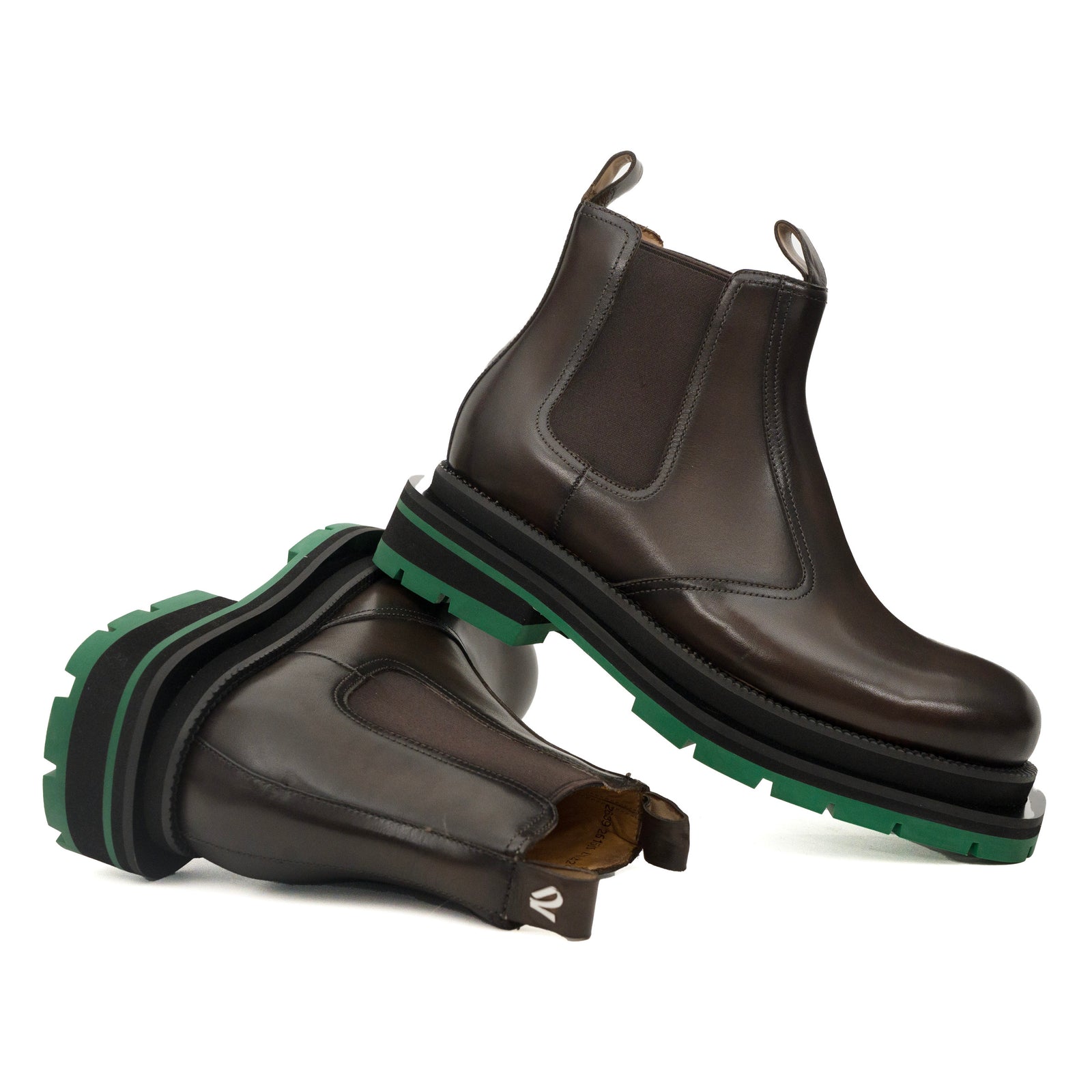 Bottines Chukka en cordovan lavé brun foncé