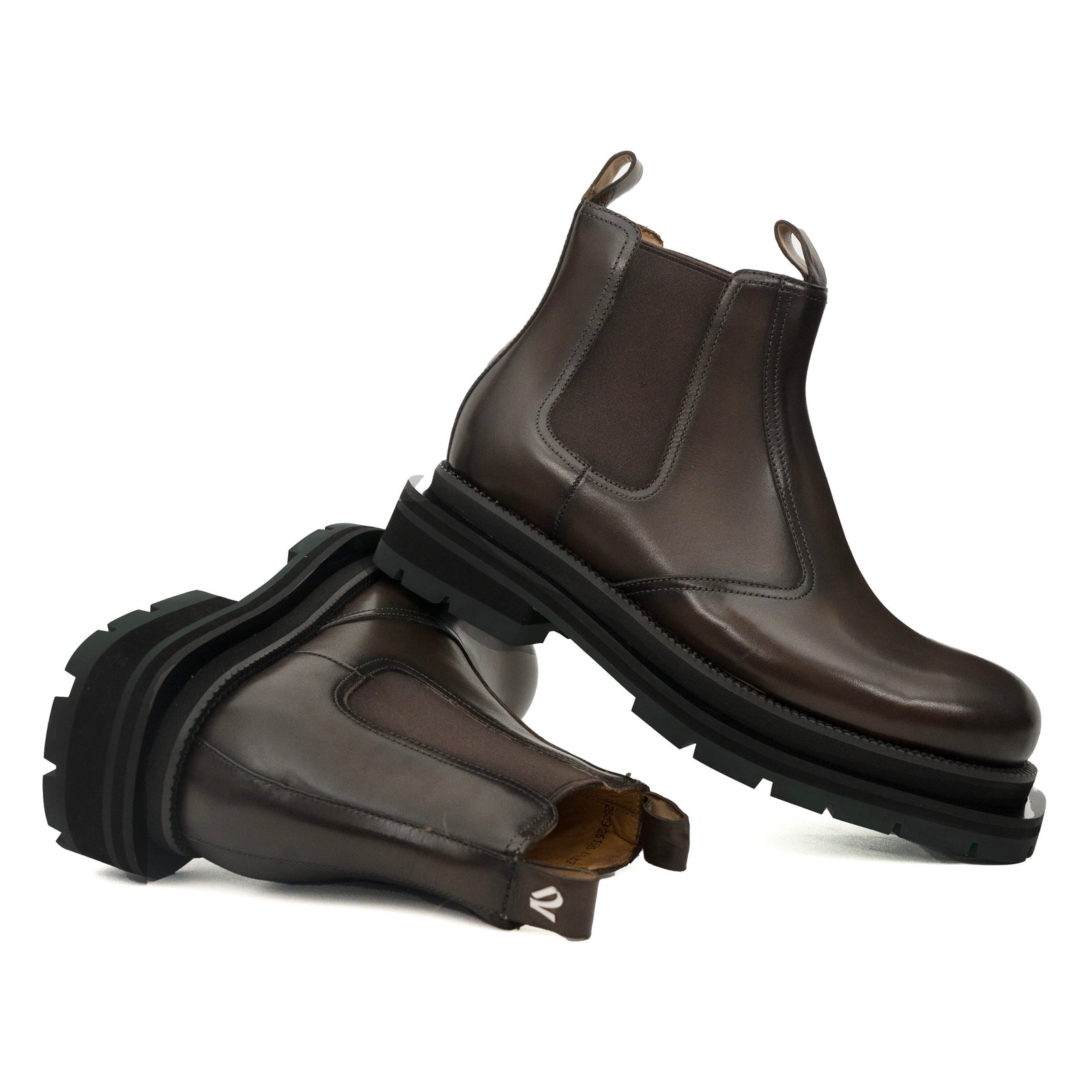 Bottines Chukka en cordovan lavé brun foncé