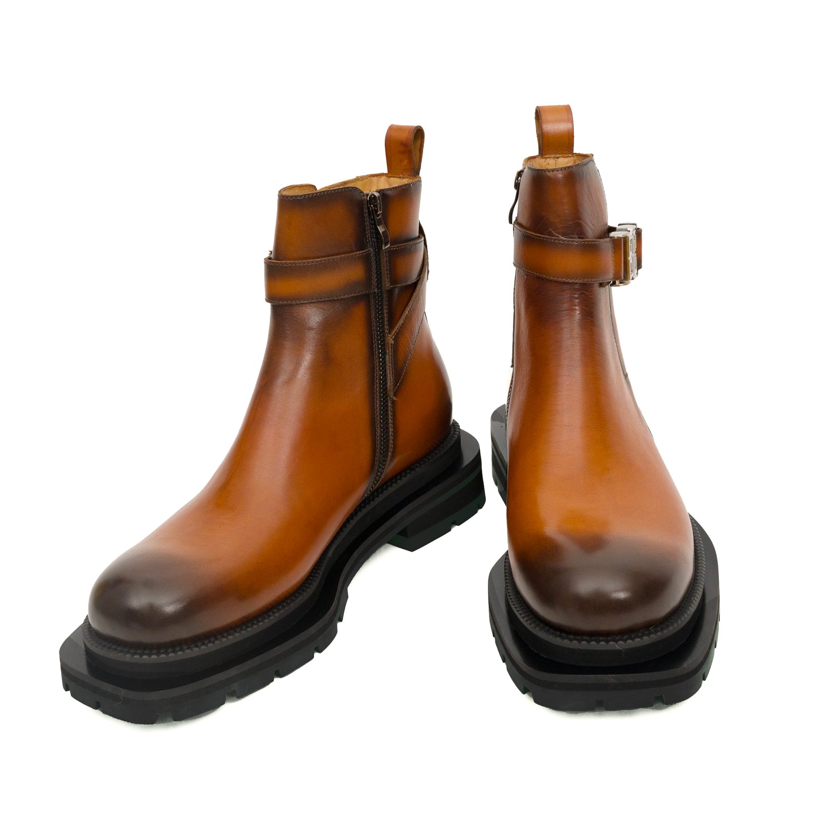 Derby-Sneaker mit polierter Cognac-Plateaufarbe