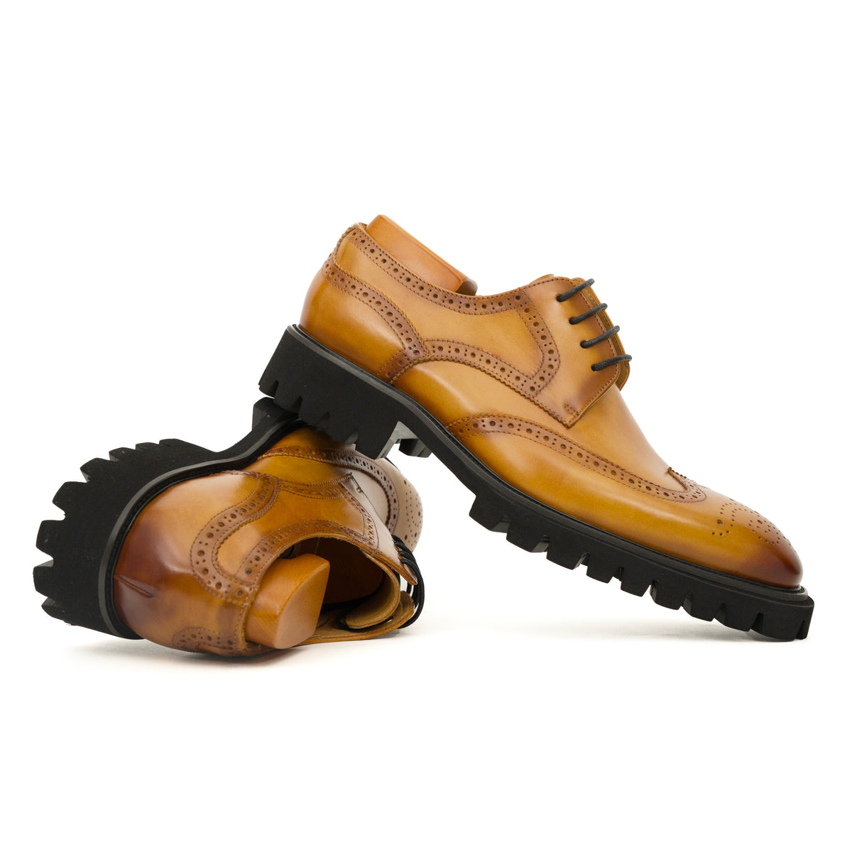 Brogue Oxford color cognac