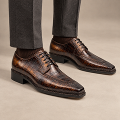 Dark Brown Textured Apron-Toe Derby Shoe — DIVINCH hero image