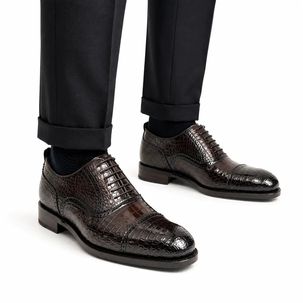 Dunkler Krokoprägierter Cap-Toe Oxford