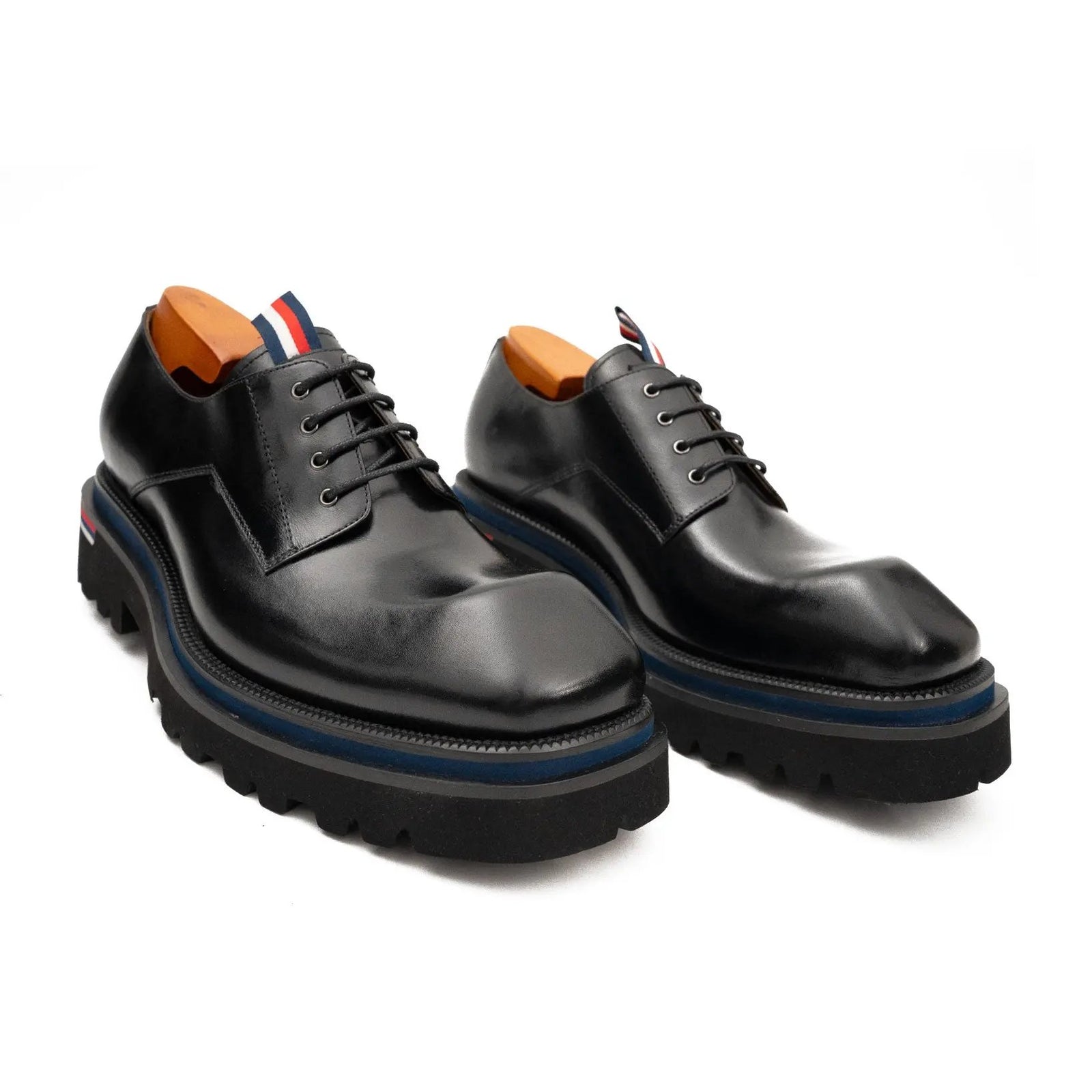 Derby nero con dettagli tricolore