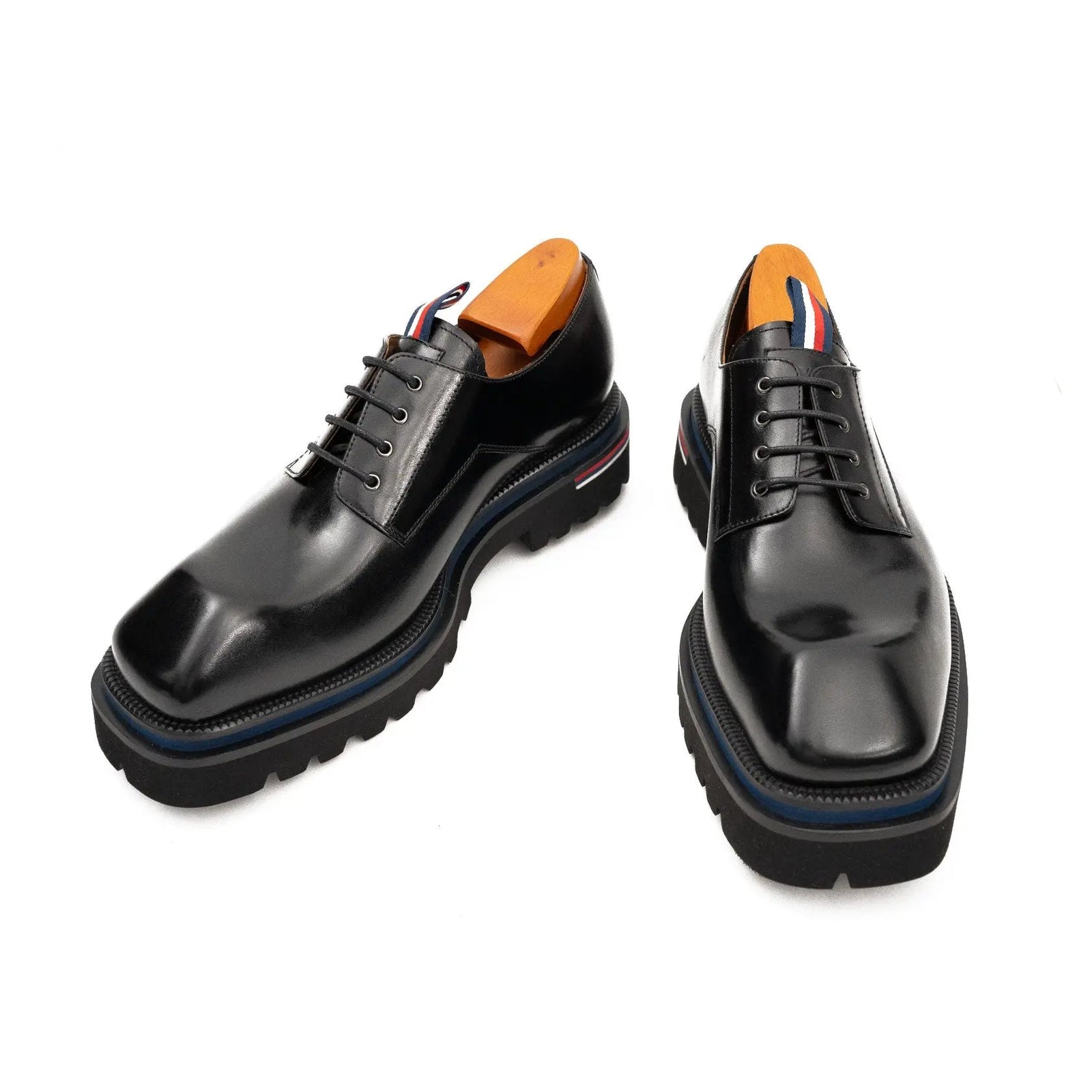 Derby nero con dettagli tricolore