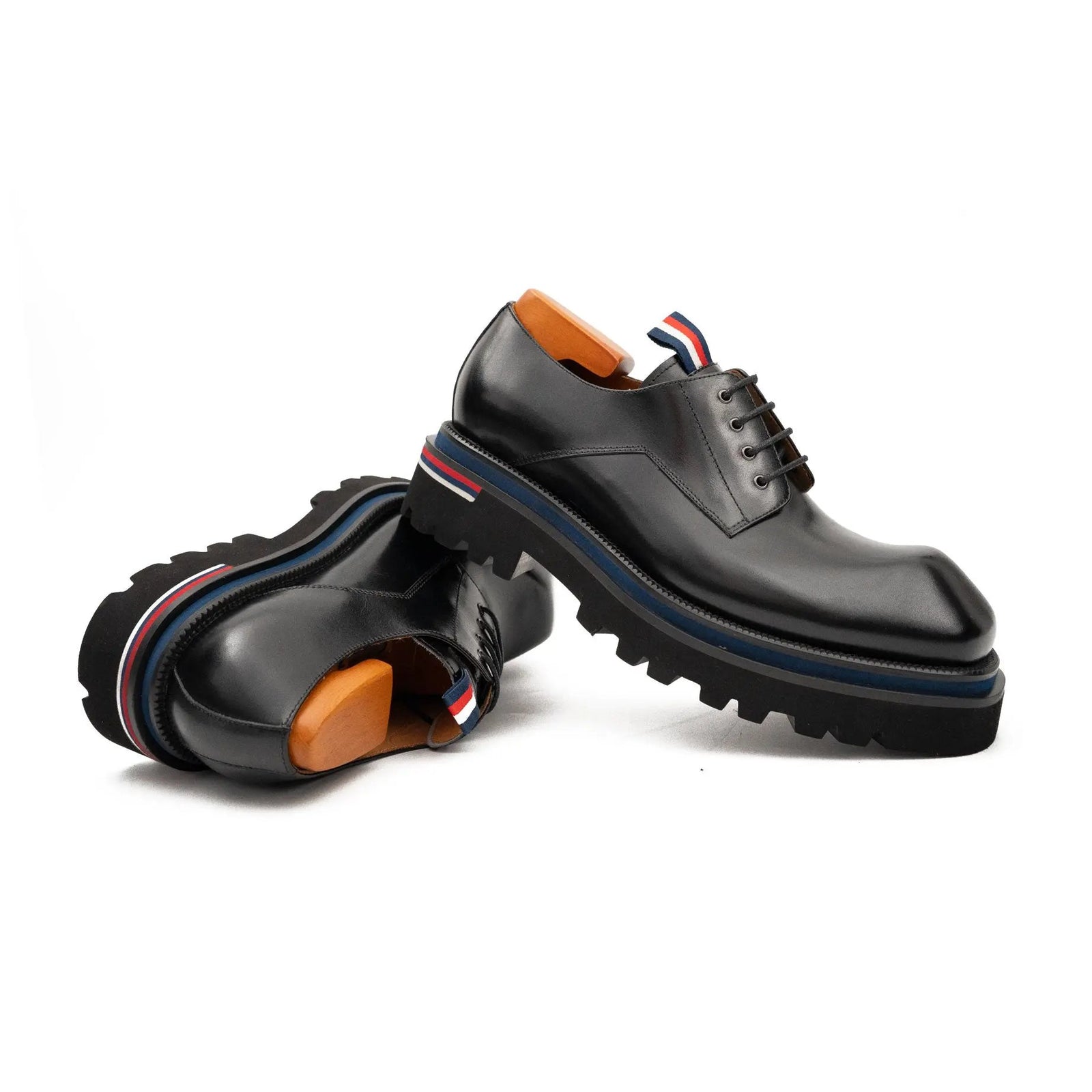 Derby nero con dettagli tricolore