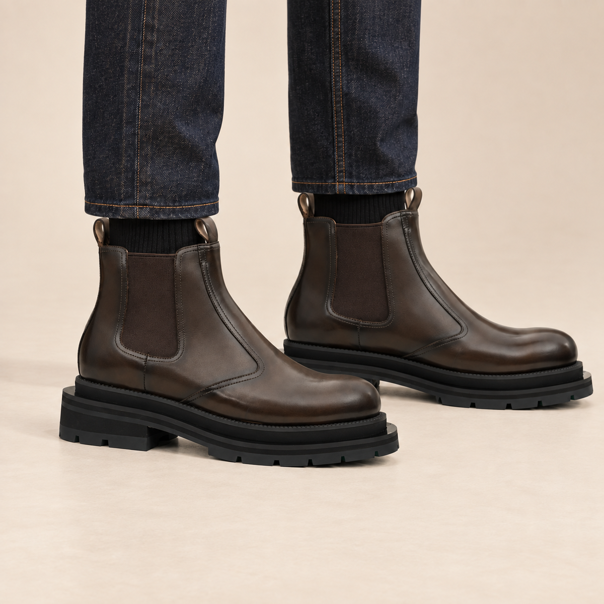Glossy Platform Plain-Toe Chelsea Ankle Boot DIVINCH
