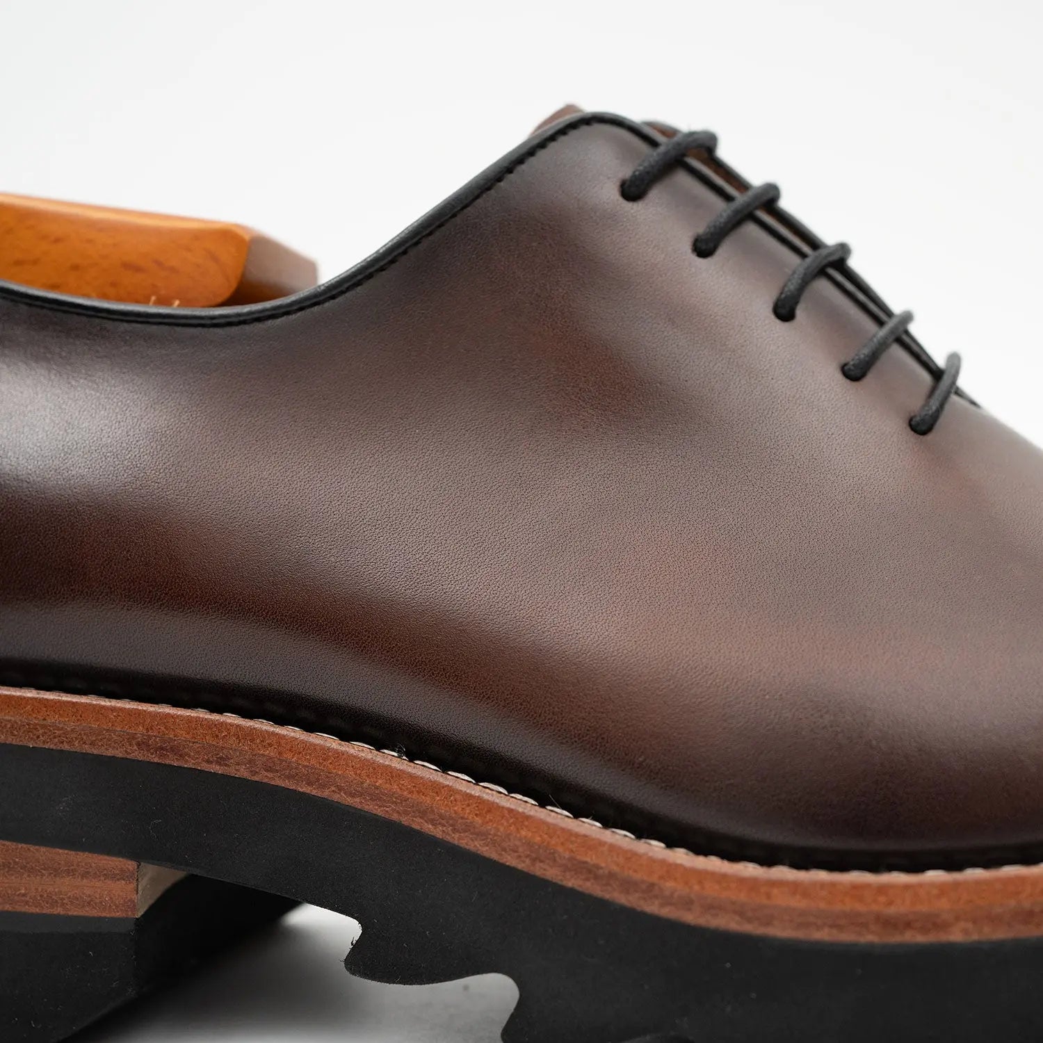 Handcrafted calfskin Oxford shoes Coffee DIVINCH